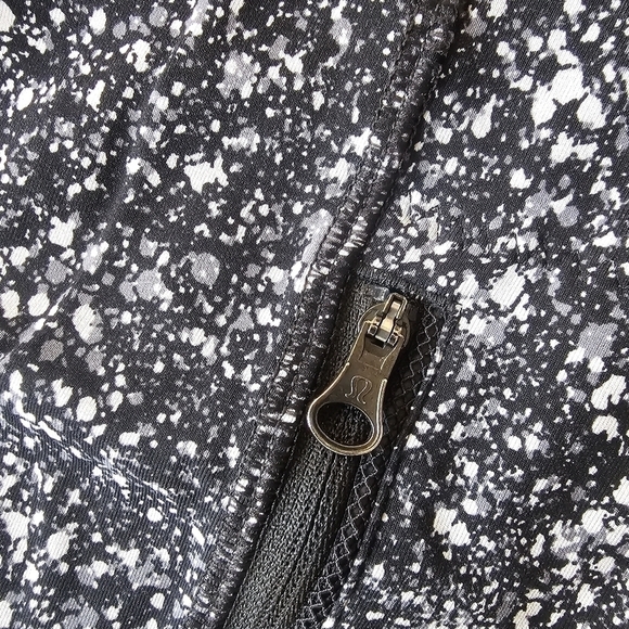 Lululemon Pace Rival Crop Cropped Leggings Paint Splatter White Black Mesh Sz 4 - Picture 8 of 12